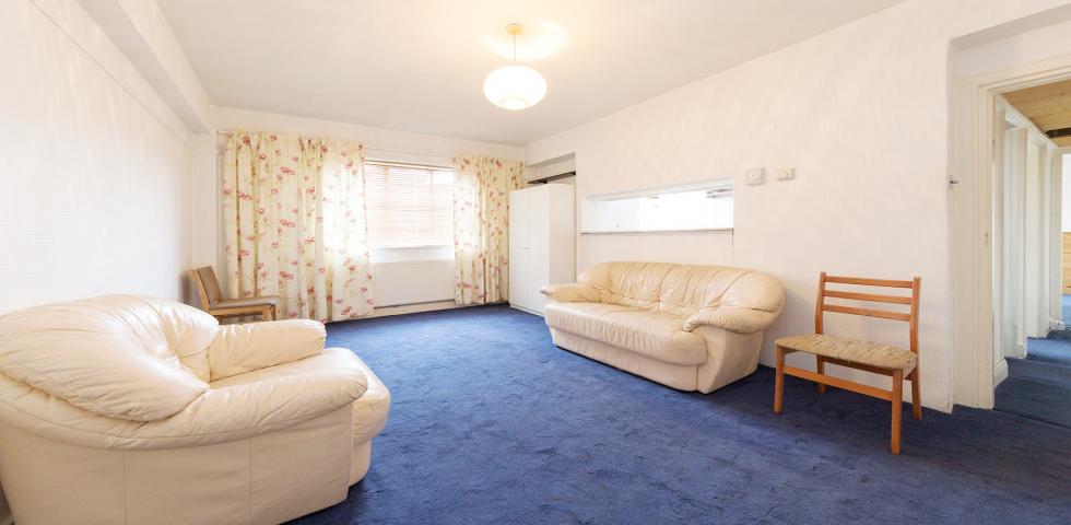 			1 Bedroom, 1 bath, 1 reception Flat			 West End Lane, WEST HAMPSTEAD